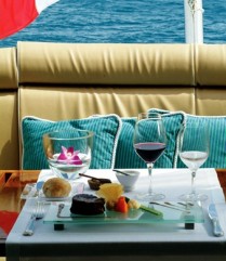 TIA MOANA Aft seating